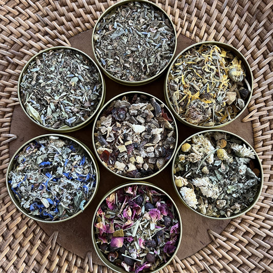 Activate, Balance & Open your Chakras with this Chakra Balancing Gift Set. Our amazing master tea blender and herbalist Lucy has created a fantastic Tea Set including all 7 Chakra Tea Blends, 10 tsp each, Root, Sacral, Solar Plexus, Heart, Throat, Third Eye & Crown Chakras. 🌈 | Rhino and Lucy