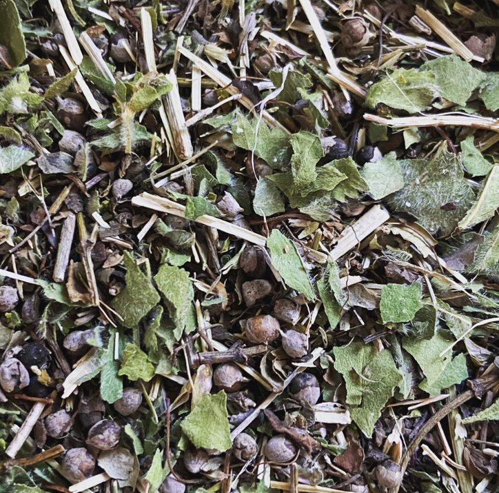The Moon Cycle Herbal Tea | Vitex, Tulsi, Lady’s Mantle & Partridgeberry | Loose Leaf Tea | Rhino + Lucy