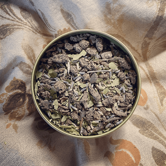 Our amazing master tea blender and herbalist Lucy has created the perfect bedtime tea.   Ingredients: Valerian Root, California Poppy, Lavender, Passionflower  This blend is great for those stressful evenings when you need a little something extra to nod off 😴 Shop Rhino and Lucy Teas