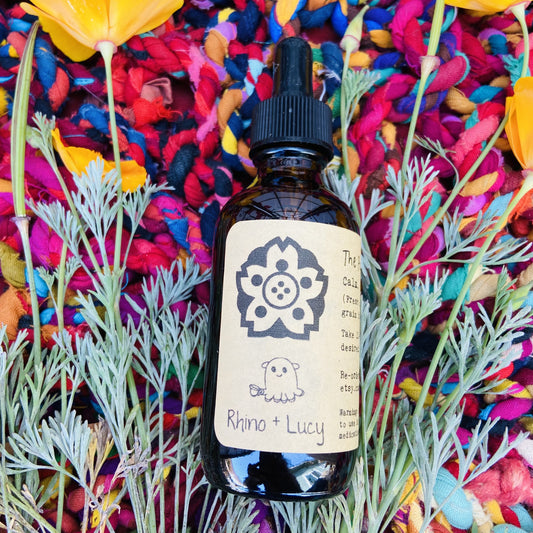 Herbalist Lucy harvested beautiful California Poppies from her home garden in sunny Los Angeles. California Poppies are her state flower and she enjoys the amazing peace and serenity they provide both in her garden and for her mind and body. Take 10-40 drops whenever a bit of chill is desired 🏵️| Shop Rhino and Lucy Herbal Extract Tinctures & Cocktail Bitters